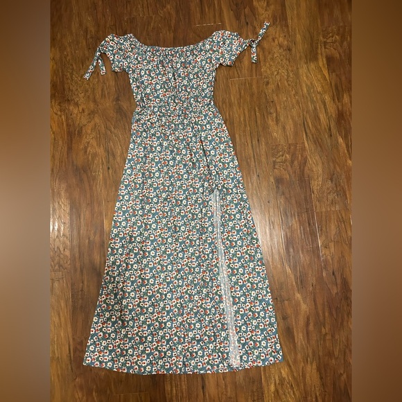 Vibe Dresses & Skirts - Off The Shoulder Maxi Dress With Floral Print and Side Slit Multicolored
